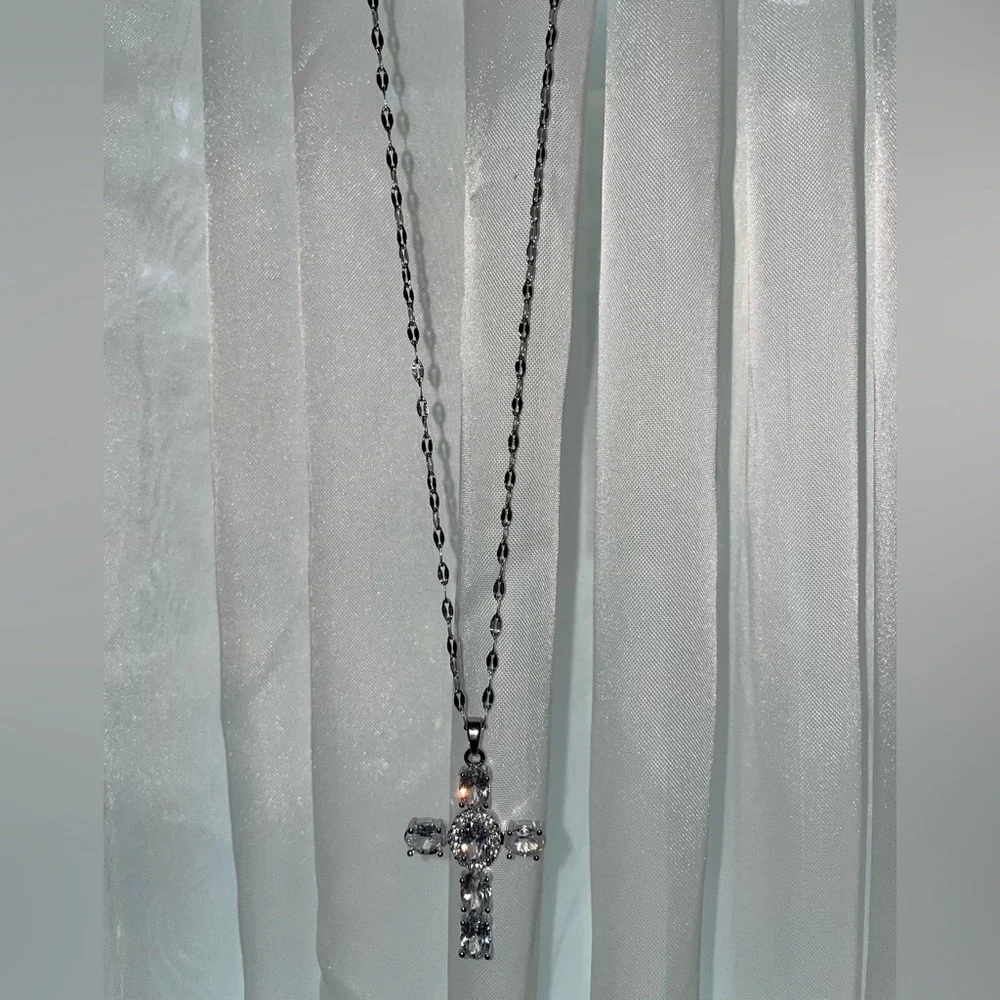 B. Collective Silver & Stone Cross Pendant Necklace (Boutique) | SAMPLE SALE - Picture 1 of 6